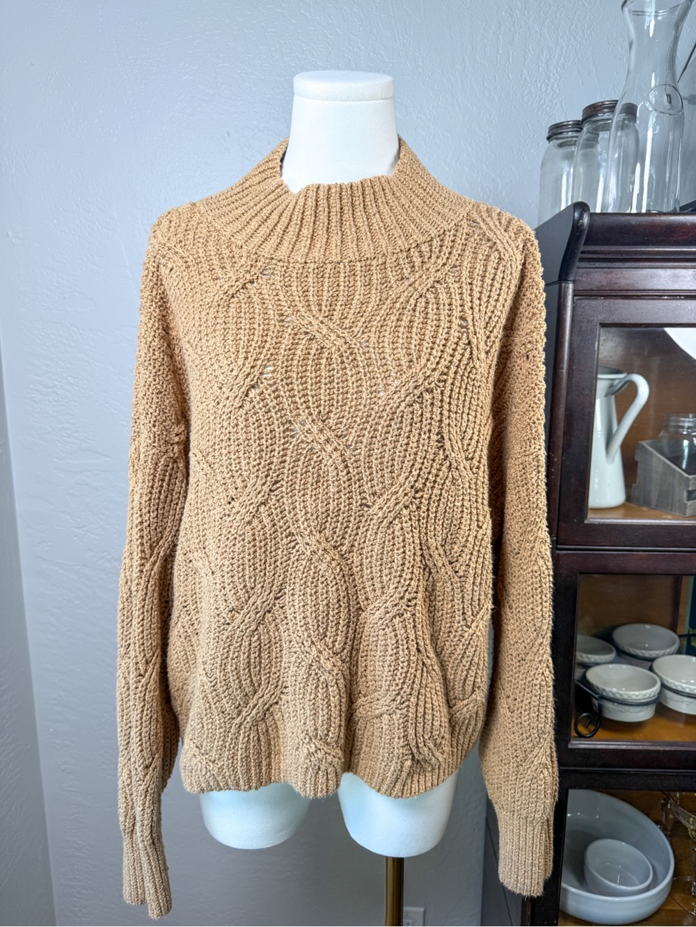 American Eagle Khaki Tan Chunky Cable Knit Mock Neck Sweater Tan Size XL